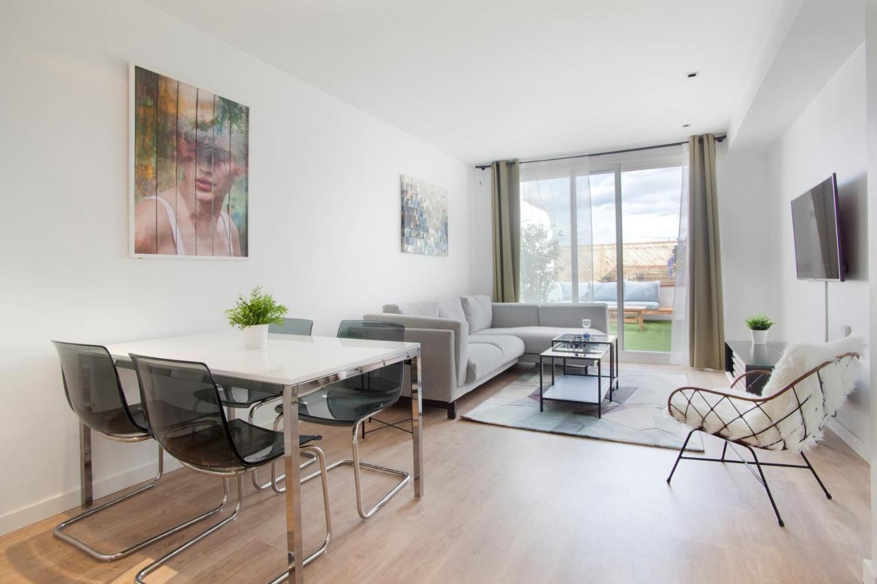 Tendency Apartments 12 Penthouse Barcelona Bagian luar foto