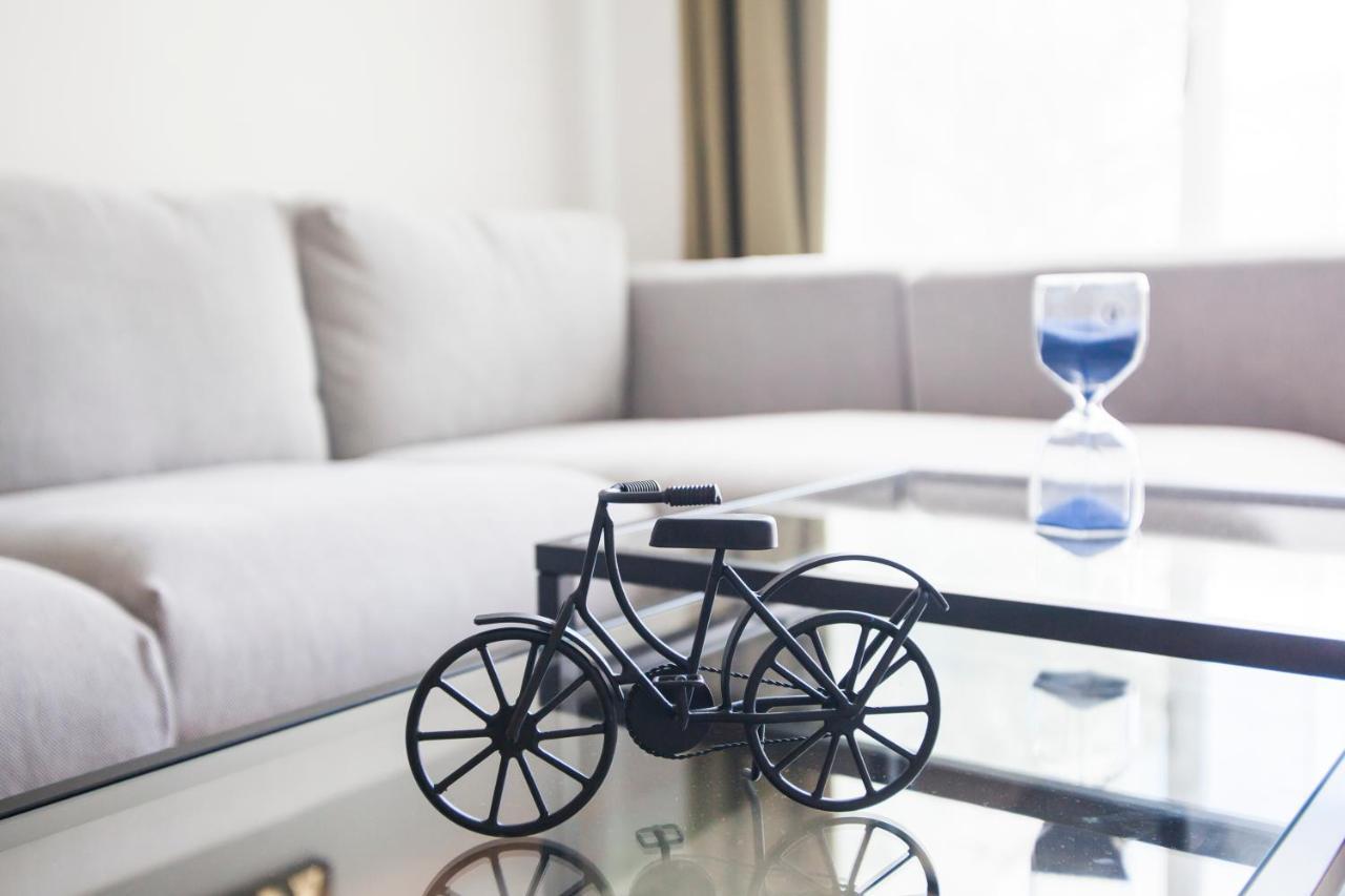 Tendency Apartments 12 Penthouse Barcelona Bagian luar foto