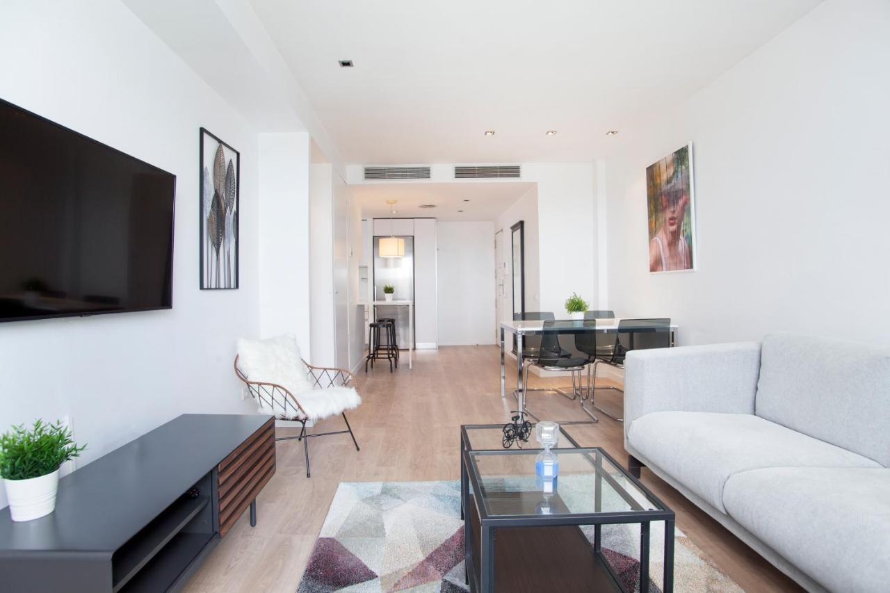 Tendency Apartments 12 Penthouse Barcelona Bagian luar foto